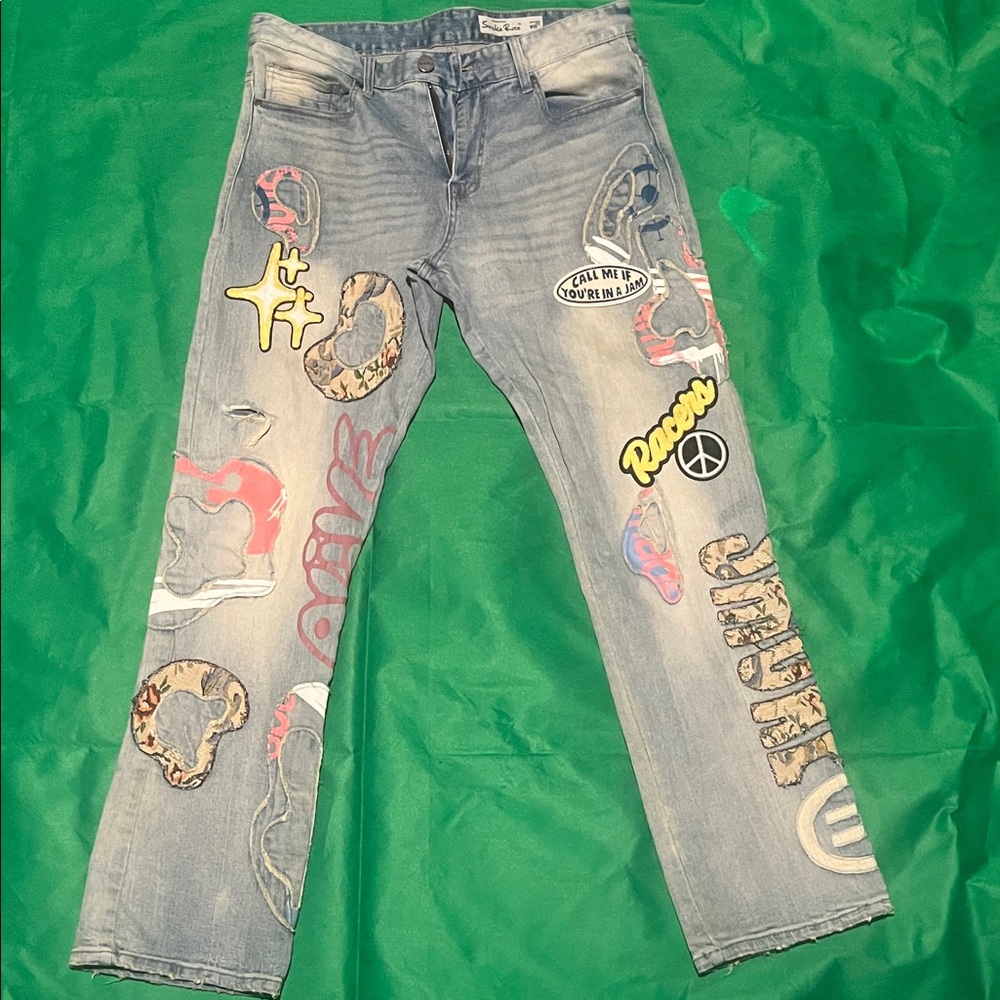 Men's Slim Straight Jeans with Graphic Patches